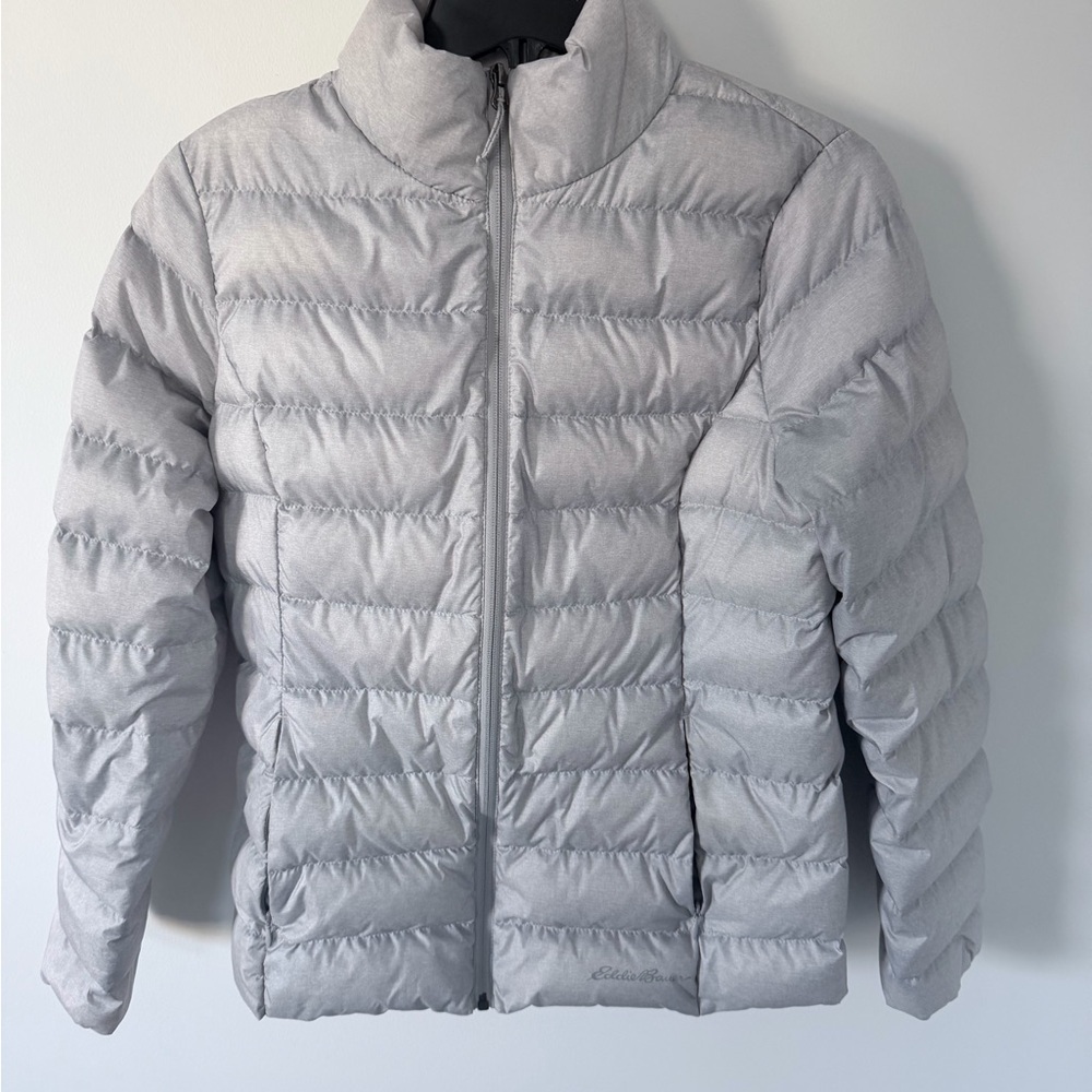 Eddie Bauer Women’s Light Gray/silver Puffer Jacket